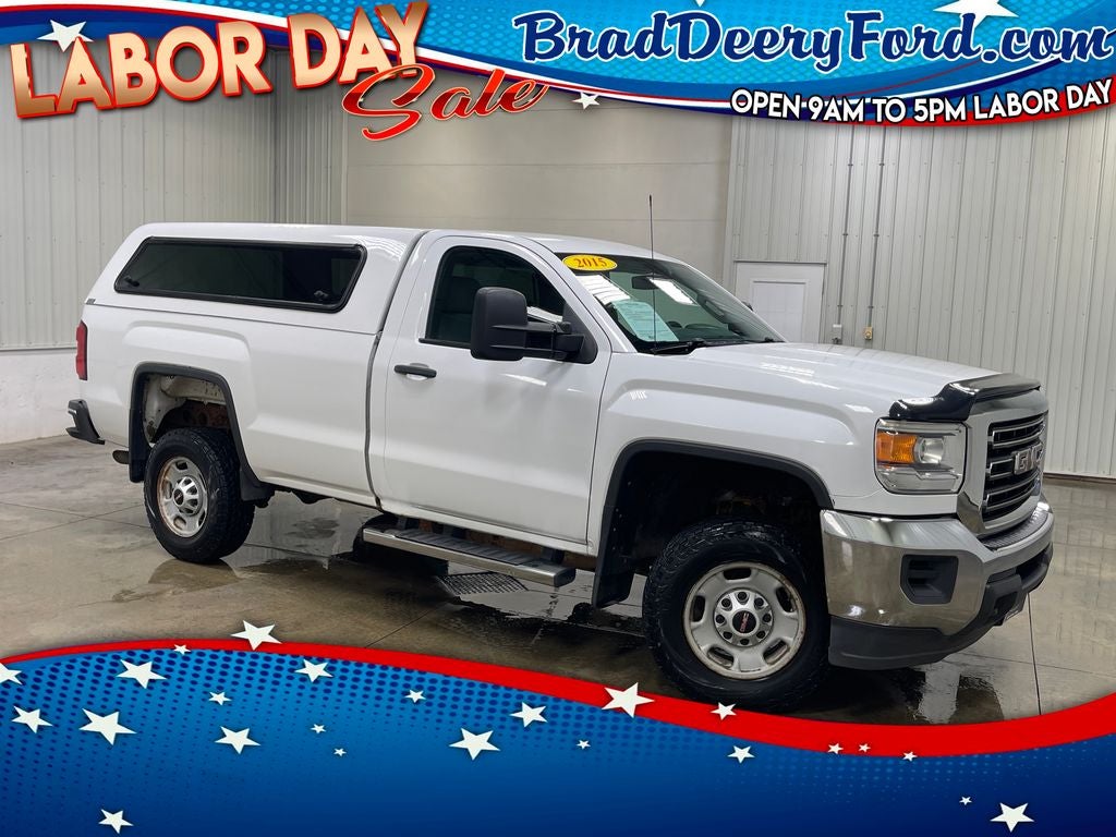 2015 GMC Sierra 2500HD Base in Summit White — front three-quarter view