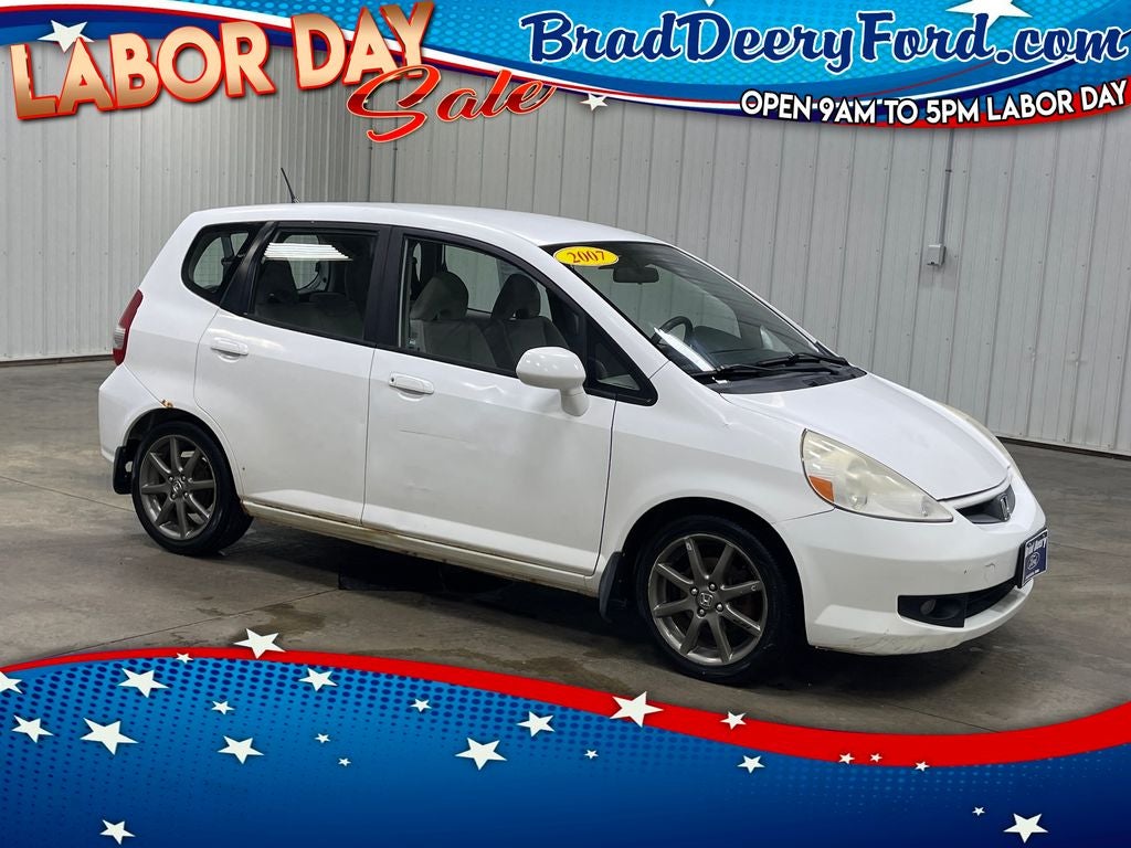 2007 Honda Fit Base in Taffeta White — front three-quarter view