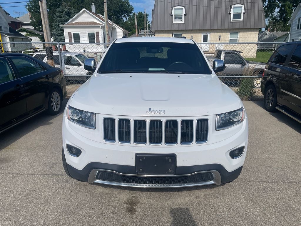 2016 Jeep Grand Cherokee — side profile view