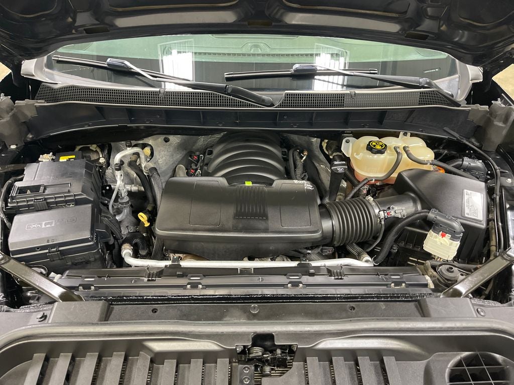 2019 Chevrolet Silverado 1500 — rear three-quarter view