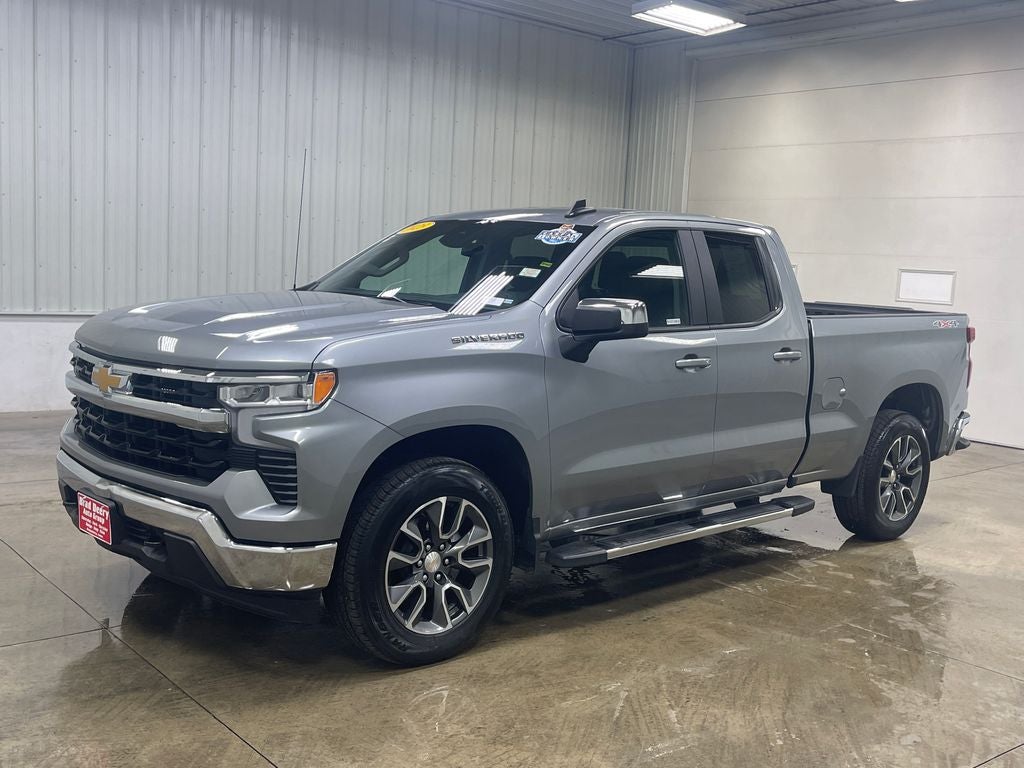 2023 Chevrolet Silverado 1500 — interior view