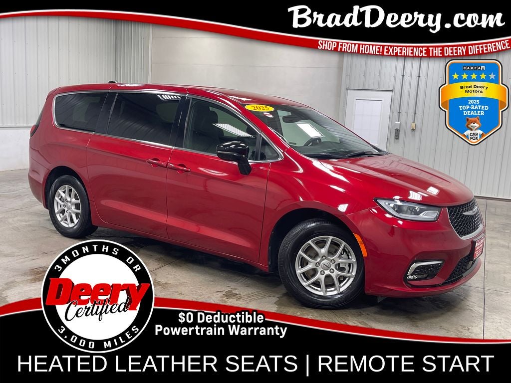 2025 Chrysler Pacifica Select in Red Hot Pearlcoat — front three-quarter view