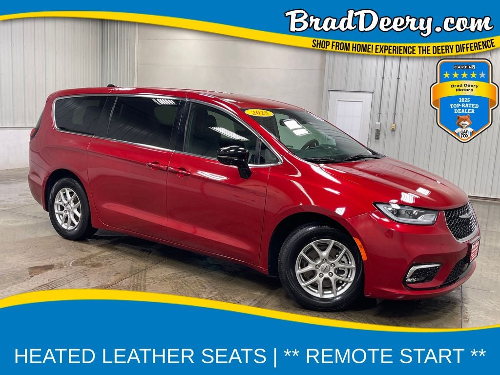 2025 Chrysler Pacifica Select in Red Hot Pearlcoat — front three-quarter view