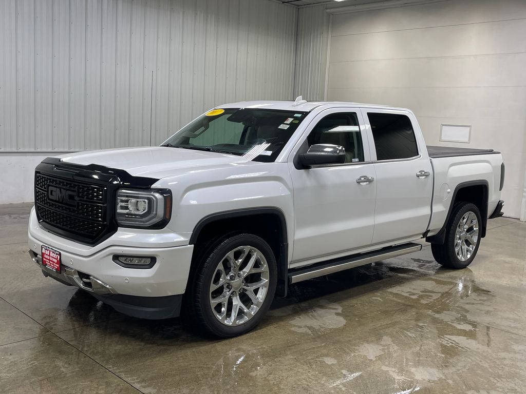 2017 GMC Sierra 1500 — interior view
